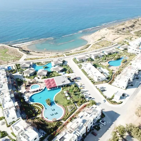 Exclusive Seafront Bungalow In An Exclusive Site Semesterbostad *
